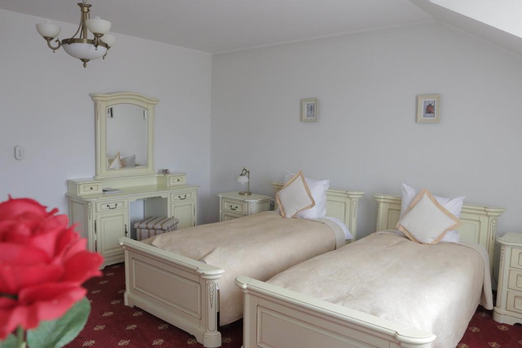 Slavia Hotel Salonta