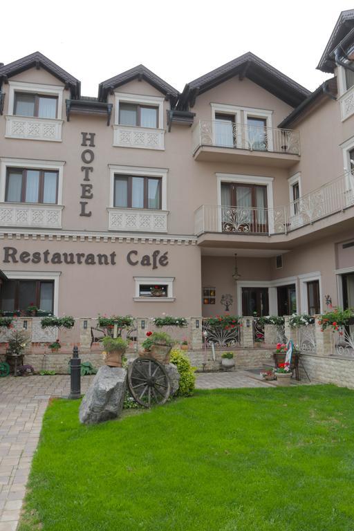 Hotel Slavia 4*